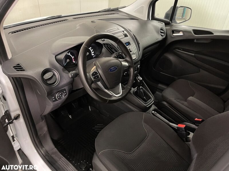 Ford Transit Courier